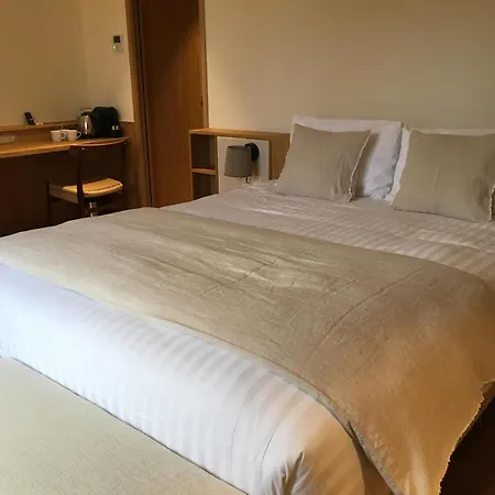 מלון Badon Boutique 4*